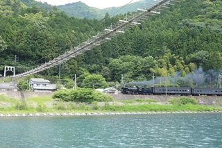 吊橋.jpg
