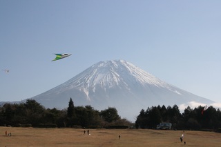 巨大凧がまう富士宮市IMG_3470.jpg